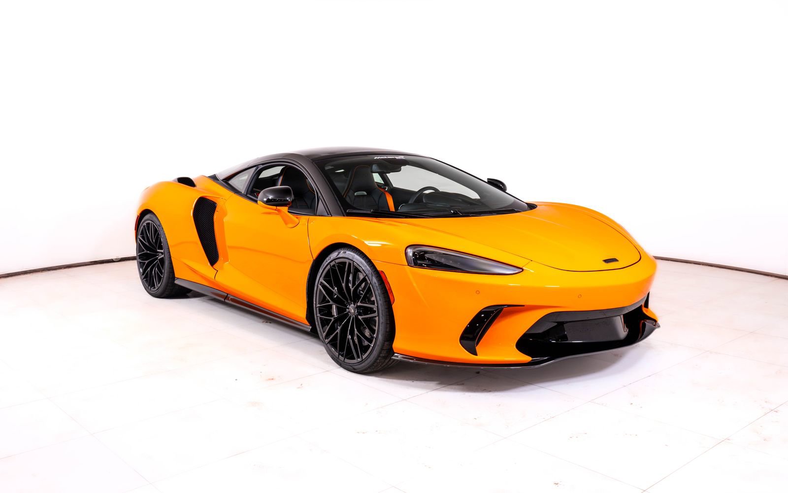 New 2026 McLaren GTS RWD image 7