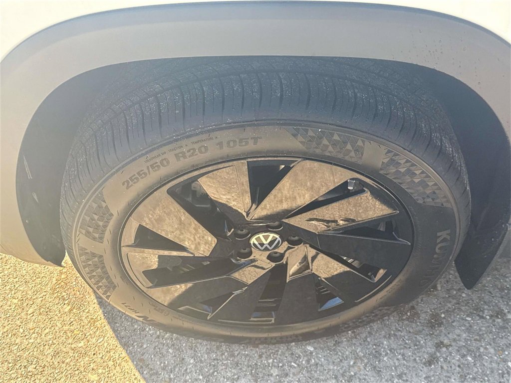 New 2026 Volkswagen Atlas SE image 6