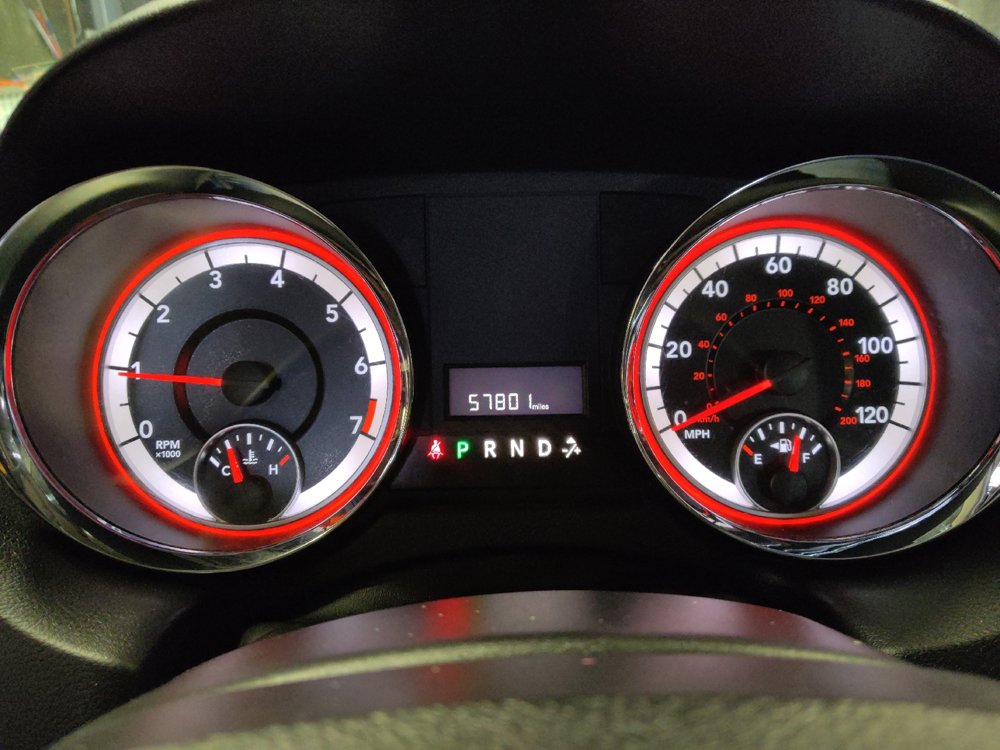 Used 2019 Dodge Grand Caravan SE FWD image 23