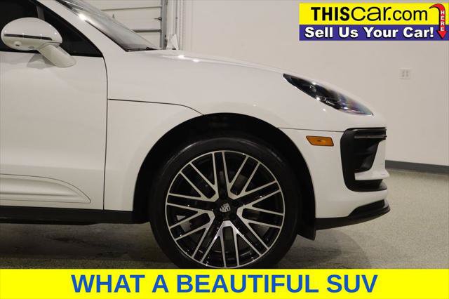 Used 2025 Porsche Macan Turbo AWD/4WD image 10