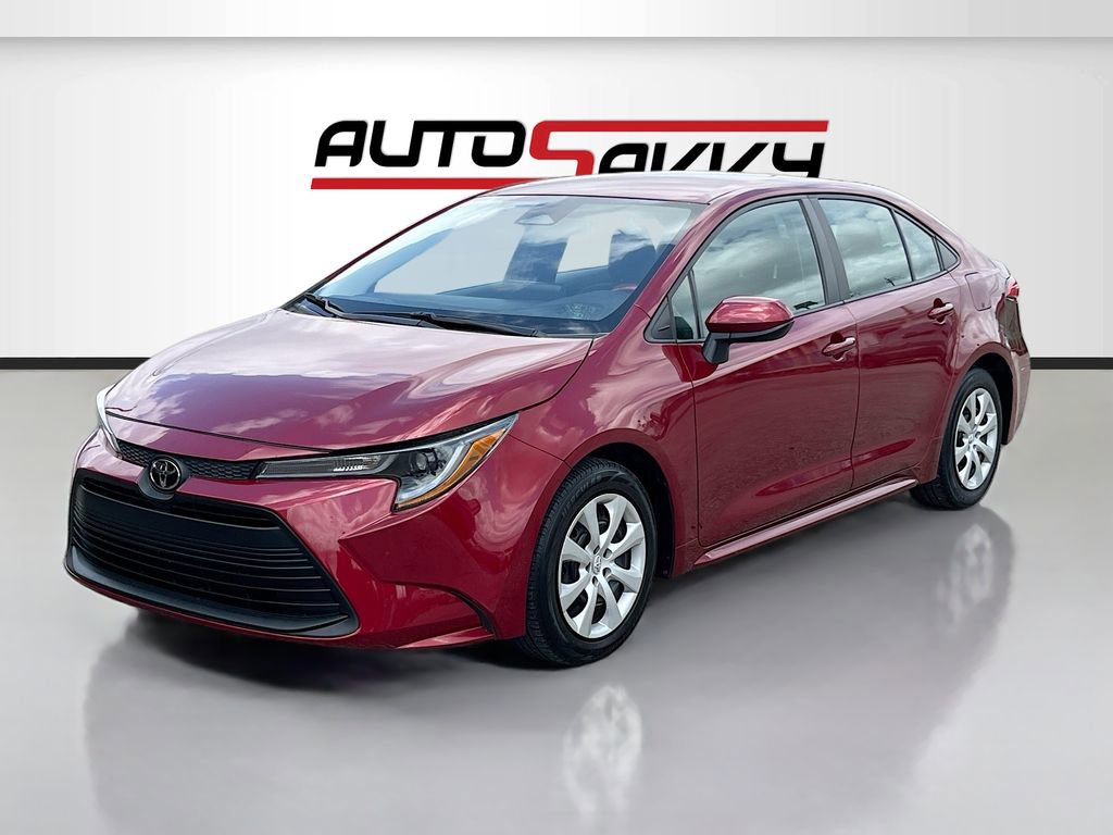 Used 2023 Toyota Corolla LE FWD image 3