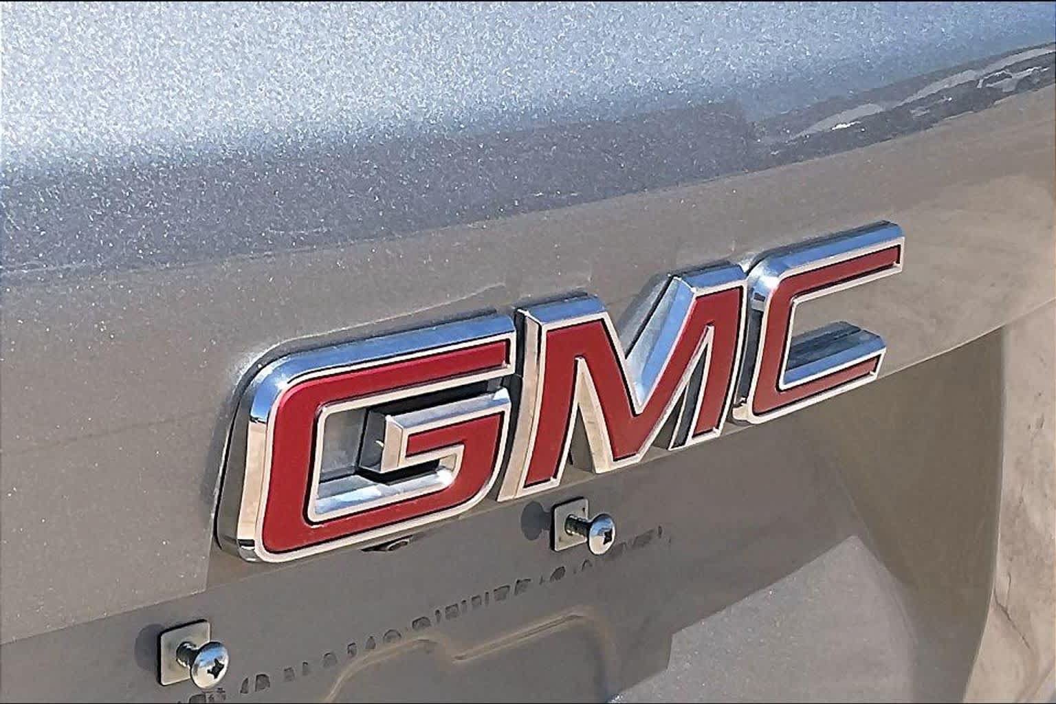 Used 2025 GMC Terrain Elevation AWD/4WD image 28