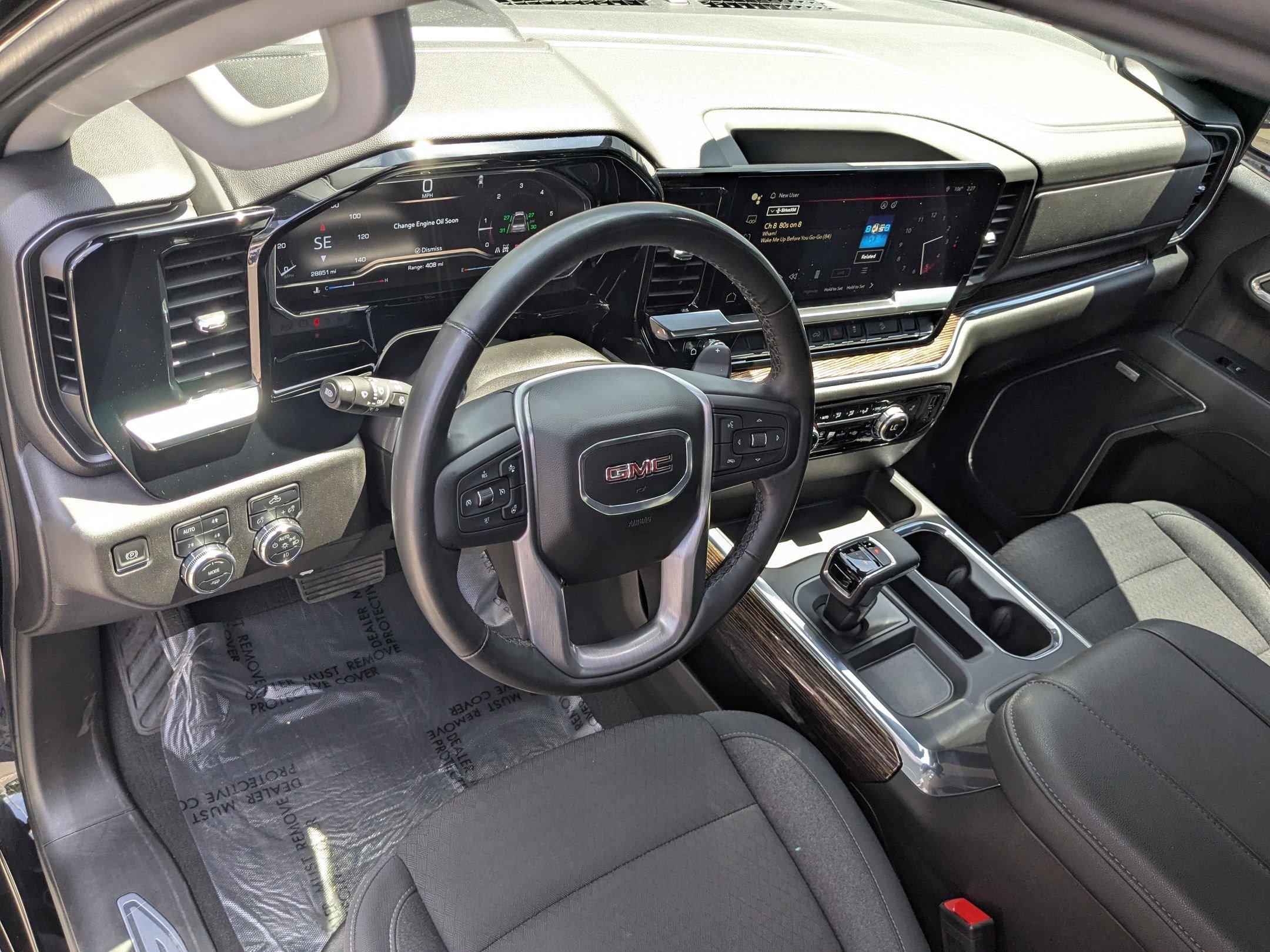 Used 2024 GMC Sierra 1500 Elevation w/ Preferred Package AWD/4WD image 16