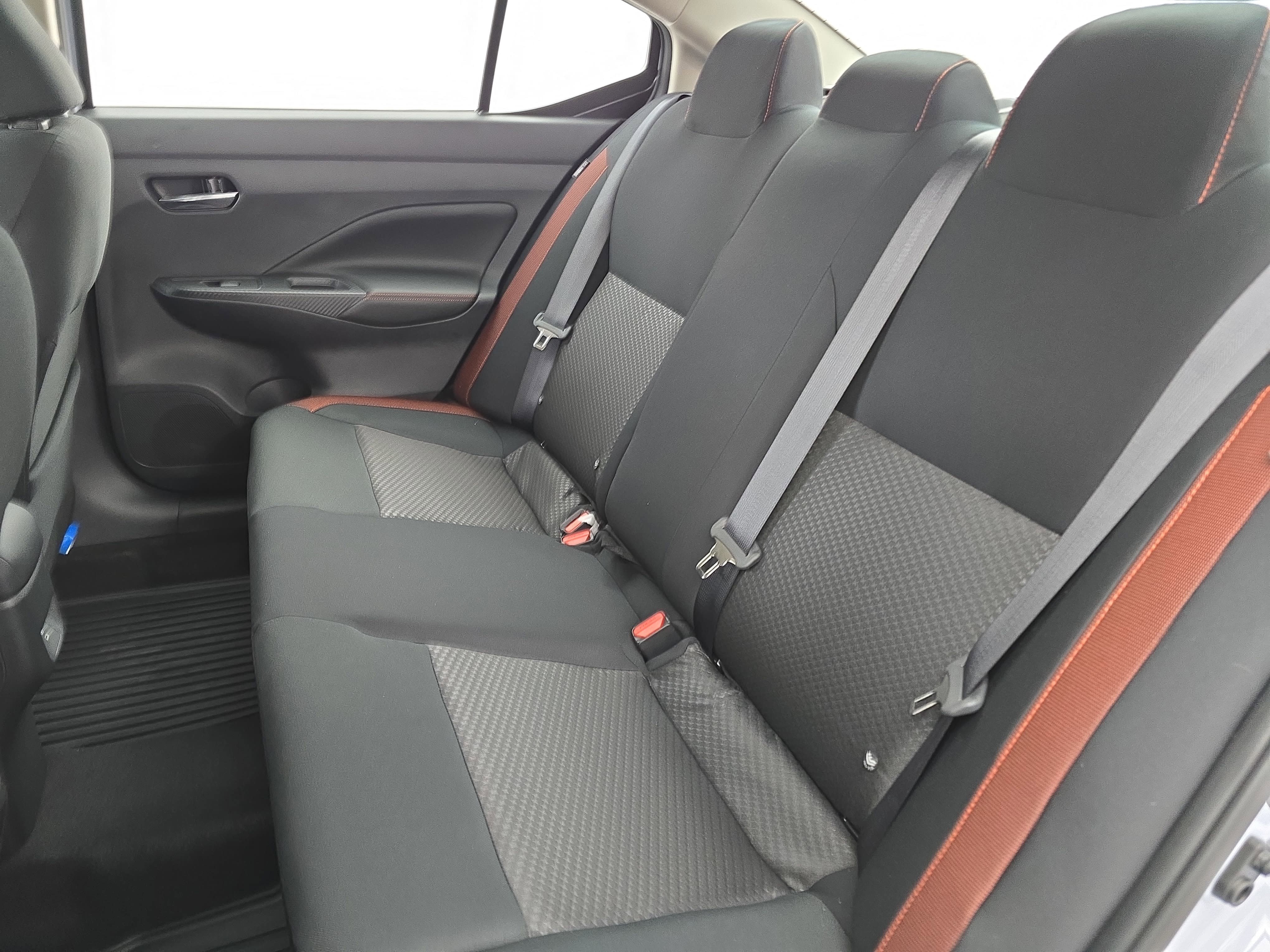 New 2025 Nissan Versa SR w/ Trunk Package FWD image 13