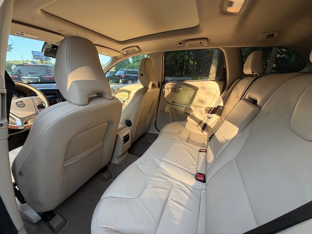 Used 2013 Volvo XC60 T6 AWD/4WD image 18