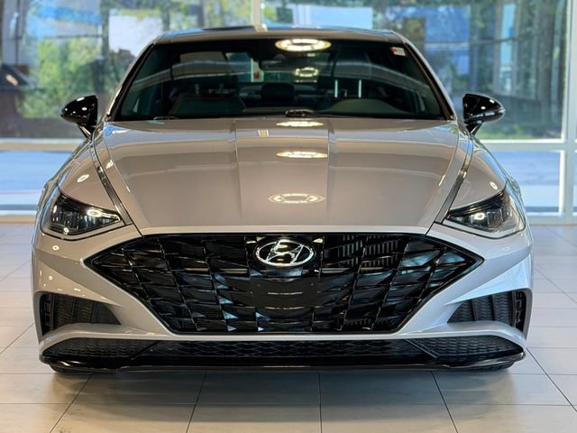 Used 2023 Hyundai Sonata SEL Plus FWD image 2