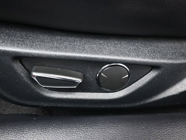 Used 2019 Ford Mustang Premium RWD image 29