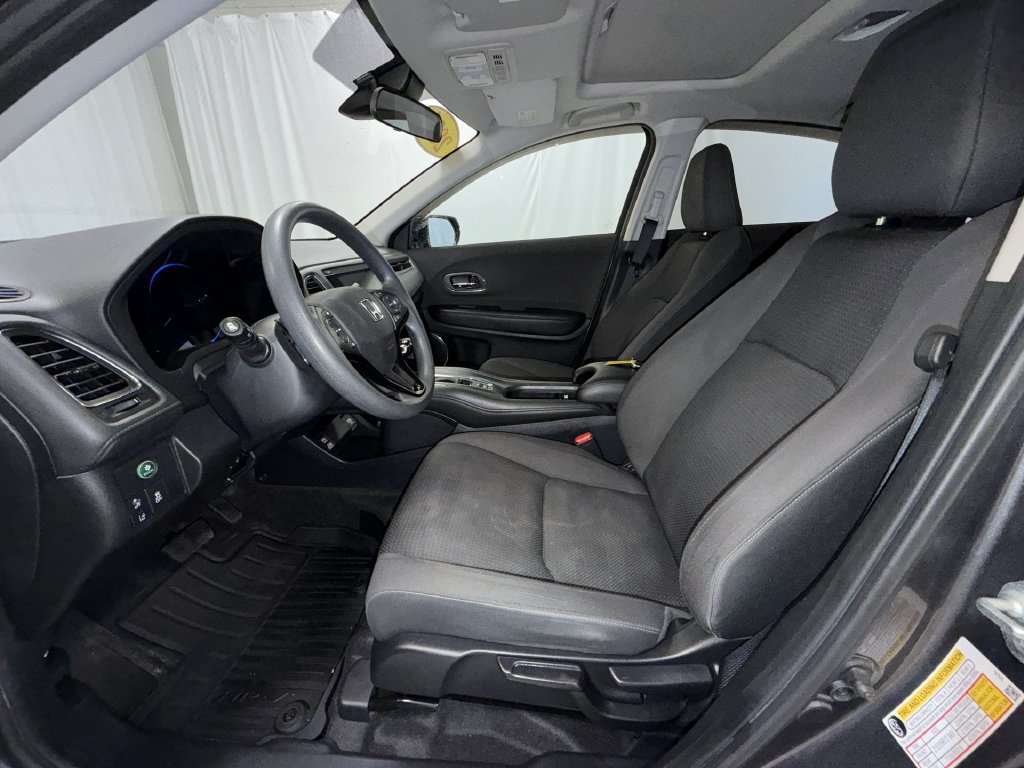 Used 2021 Honda HR-V EX image 4