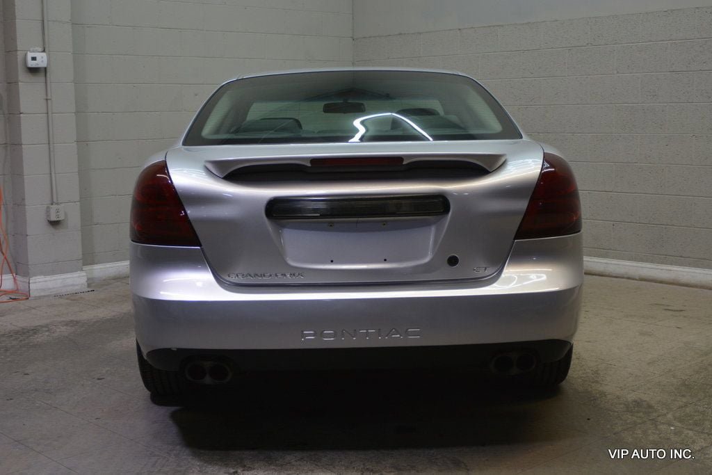 Used 2004 Pontiac Grand Prix GT w/ Drivers Package FWD image 6
