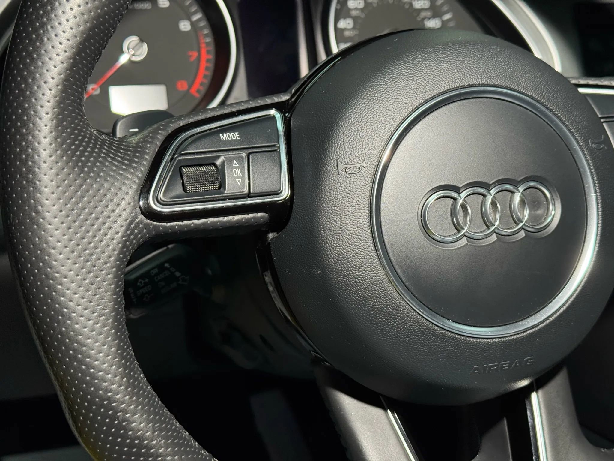 Used 2013 Audi Q7 3.0T S line Prestige w/ S Line Pkg image 53