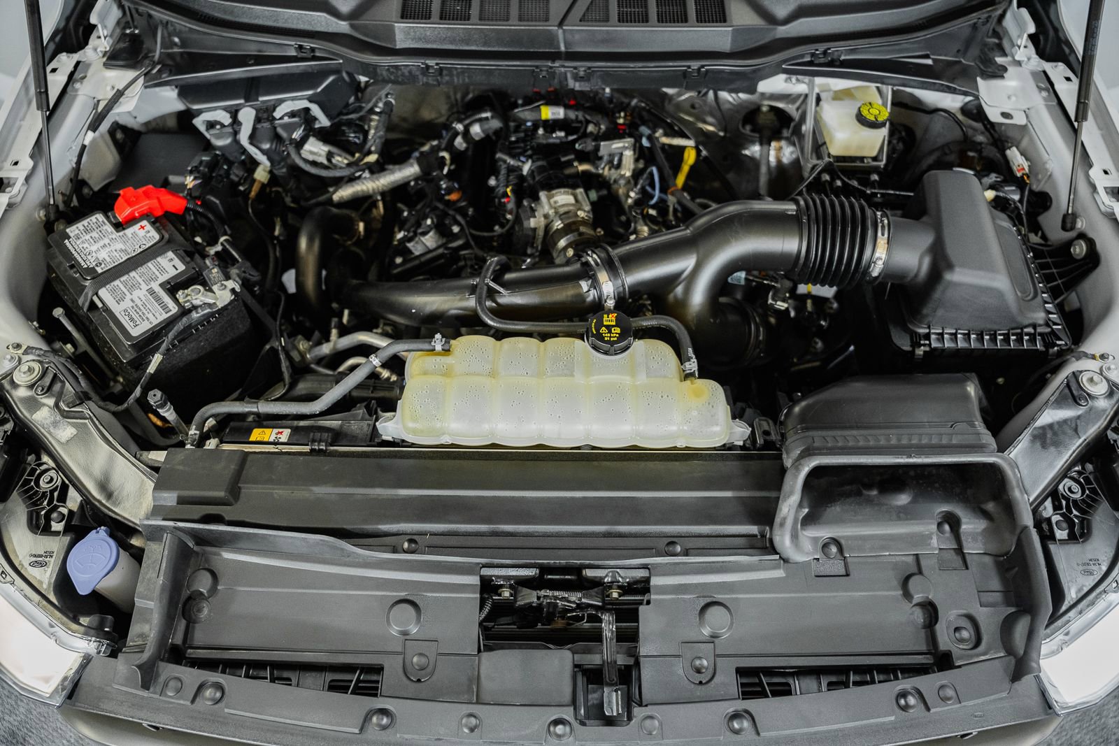 Certified 2023 Ford F150 Lariat w/ Equipment Group 502A High image 26