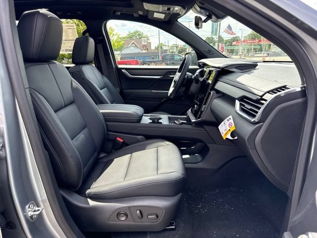 New 2026 GMC Acadia Elevation w/ Super Cruise Package AWD/4WD image 9
