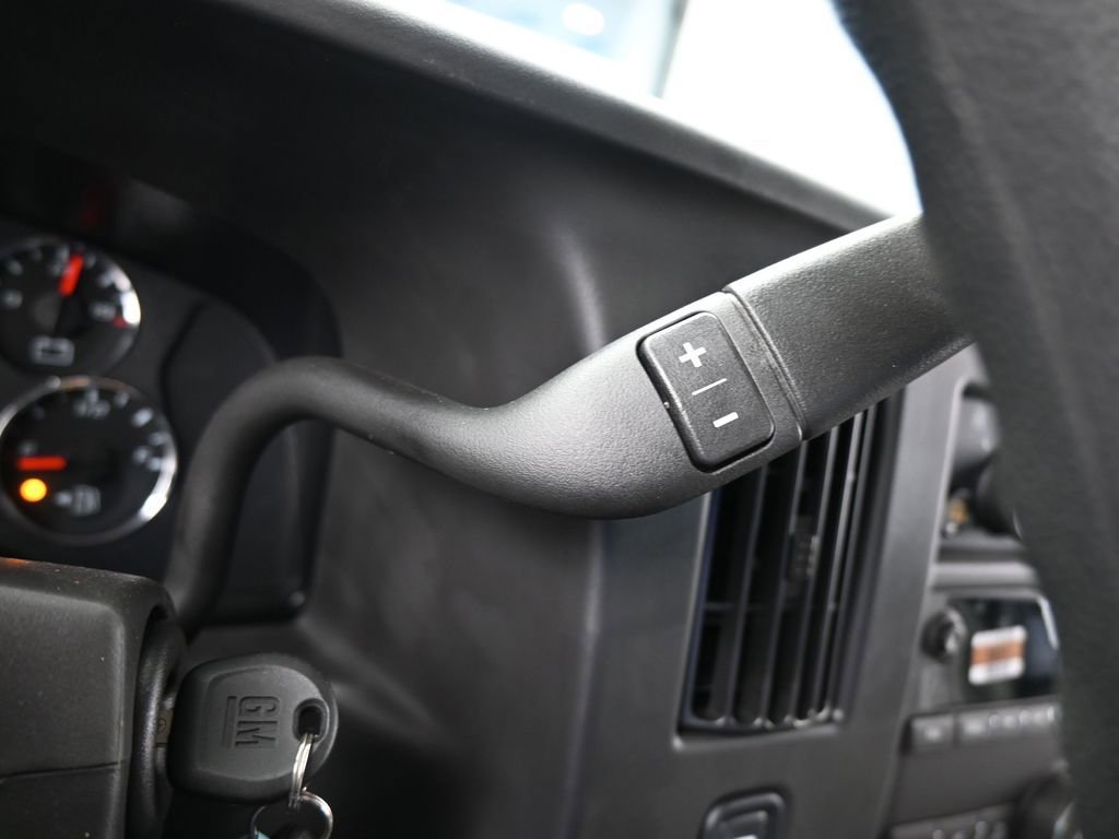 New 2025 Chevrolet Express 2500 w/ Driver Convenience Package image 26