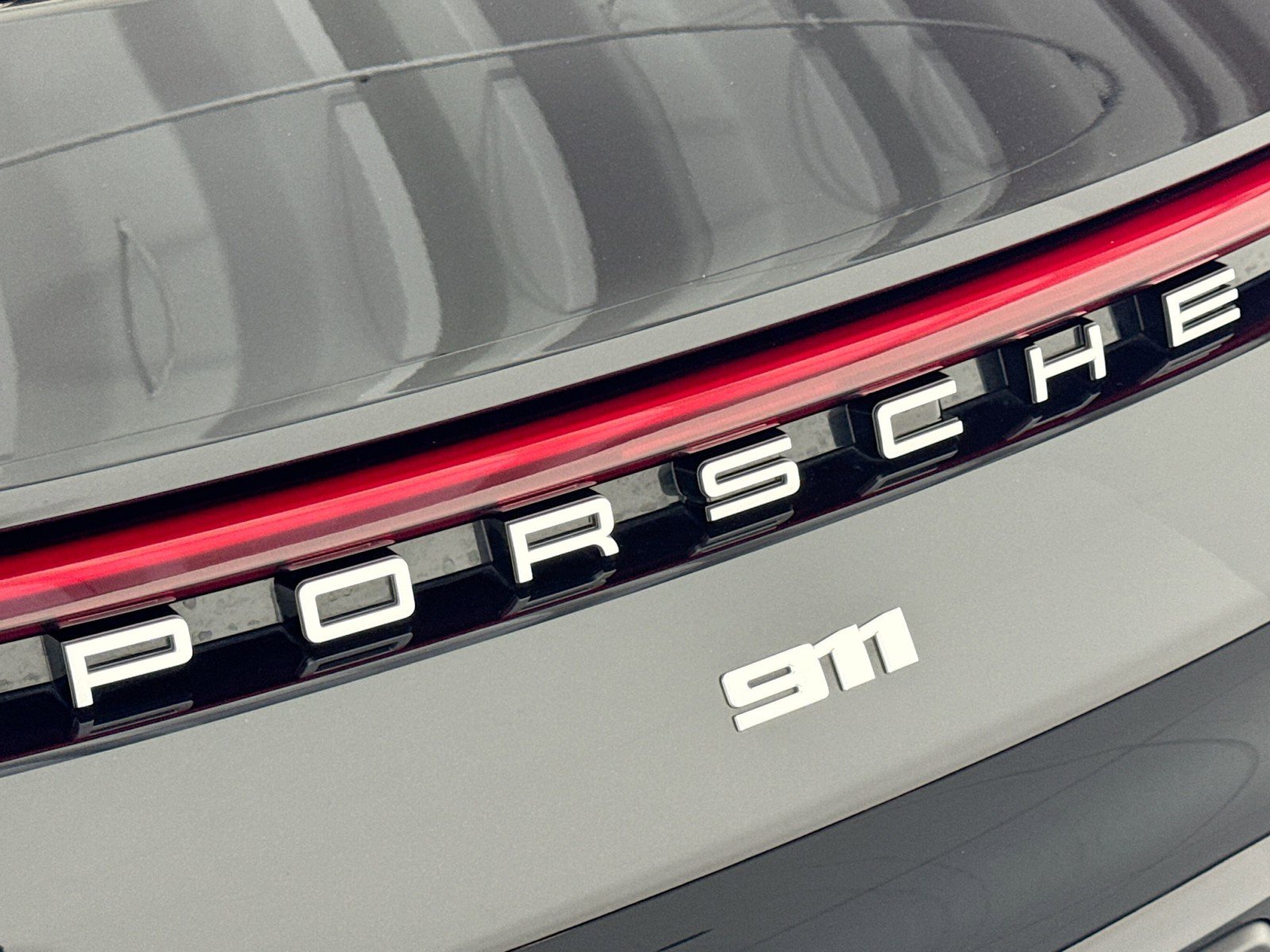 Used 2022 Porsche 911 Carrera image 25