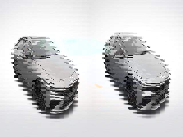 New 2026 Hyundai Elantra Sport image 3