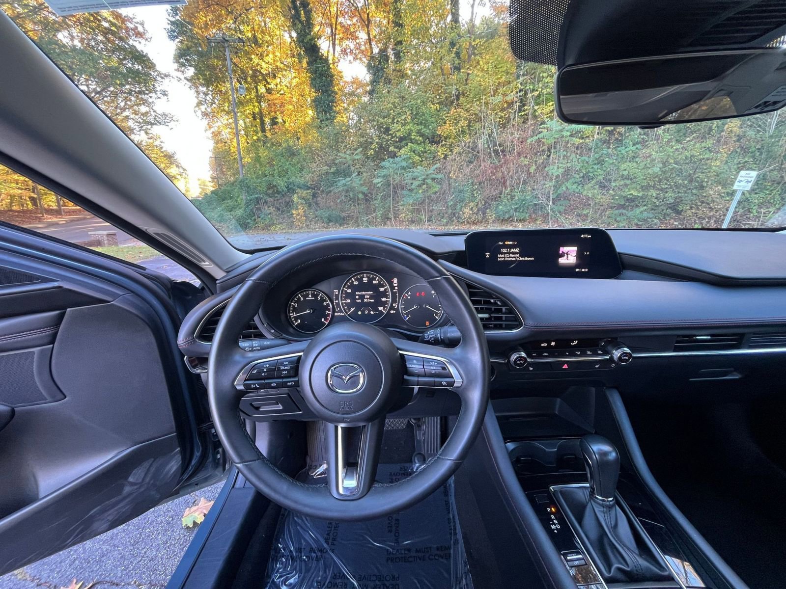 Used 2025 MAZDA MAZDA3 s image 29