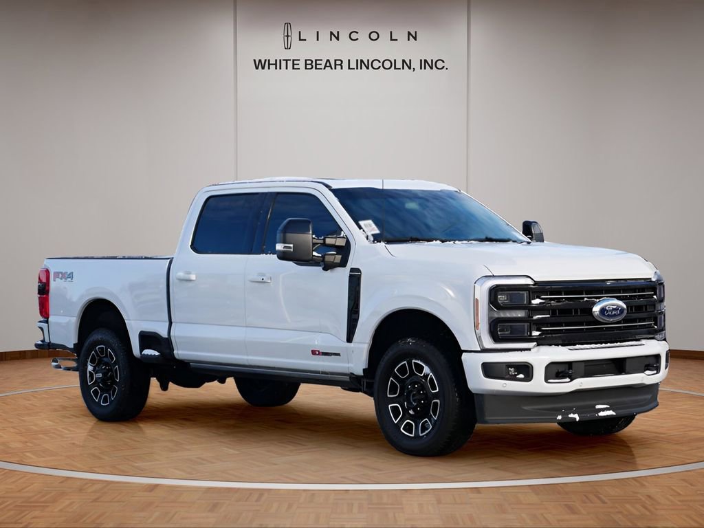 Used 2025 Ford F250 Platinum AWD/4WD image 3