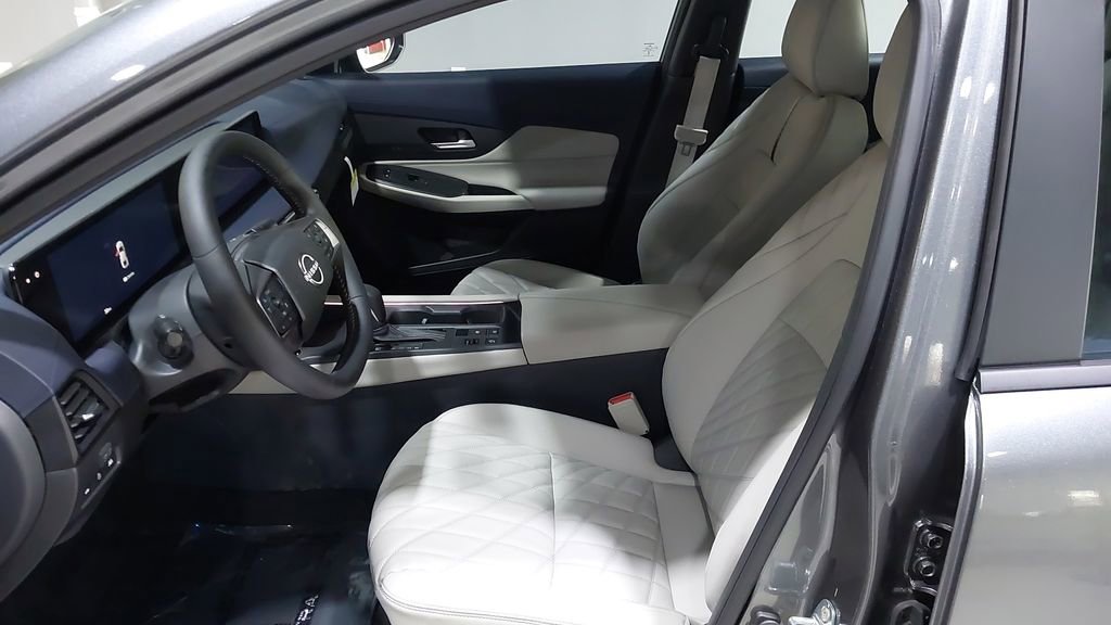 New 2026 Nissan Sentra SL w/ Floor Mat Package FWD image 20
