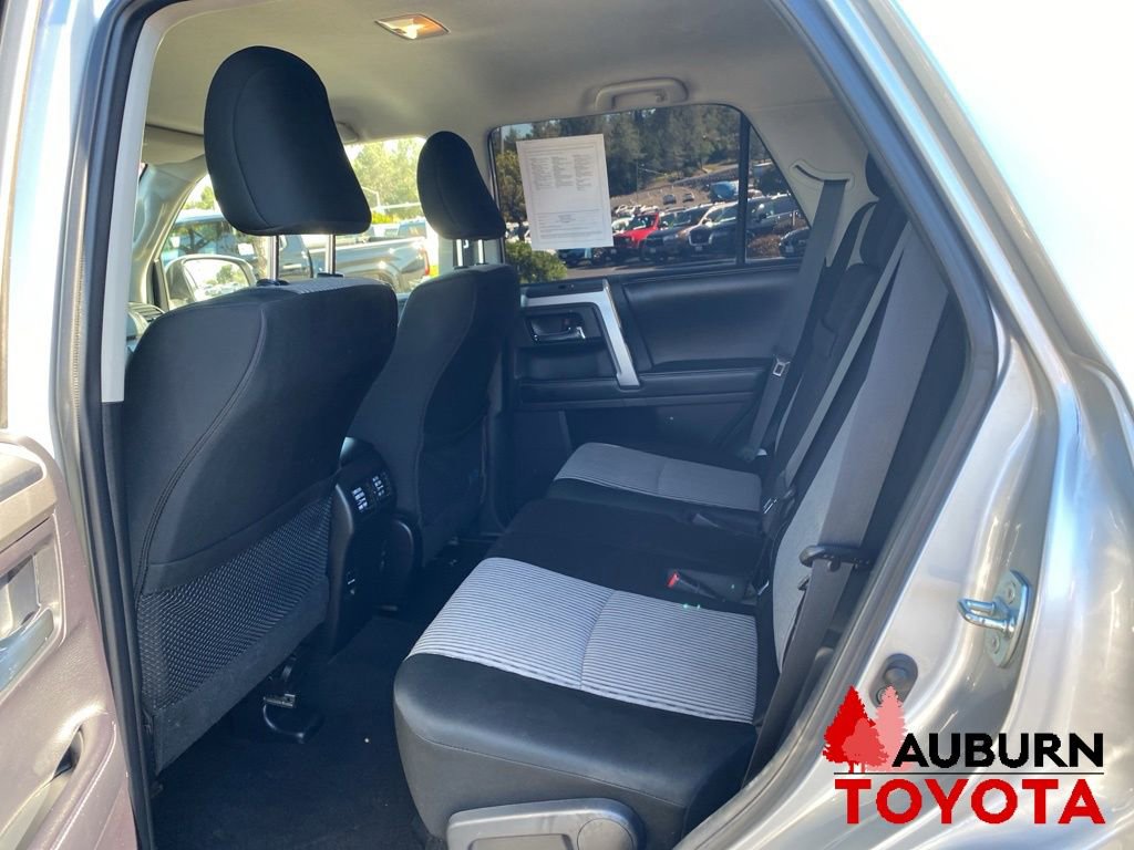 Used 2016 Toyota 4Runner SR5 AWD/4WD image 24