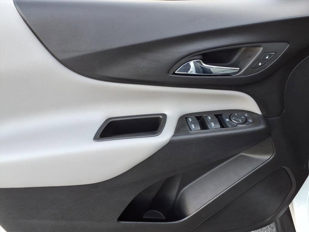 Used 2022 Chevrolet Equinox LS image 19