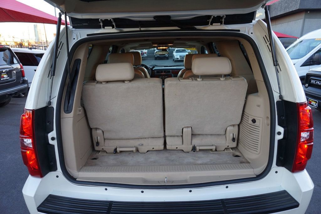 Used 2008 Chevrolet Tahoe LTZ w/ LTZ Preferred Equipment Group image 8