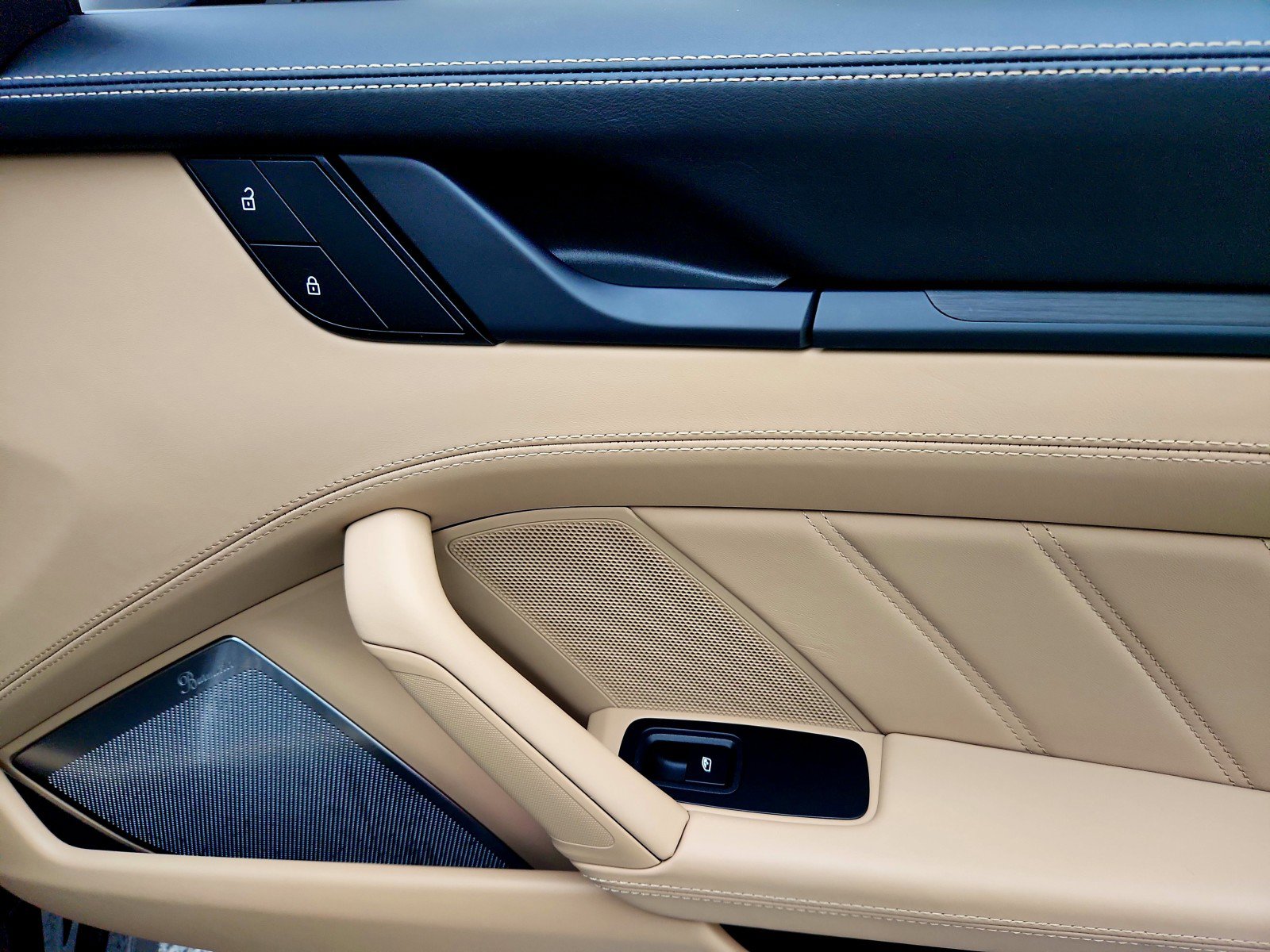 Used 2023 Porsche 911 Carrera 4 GTS image 25