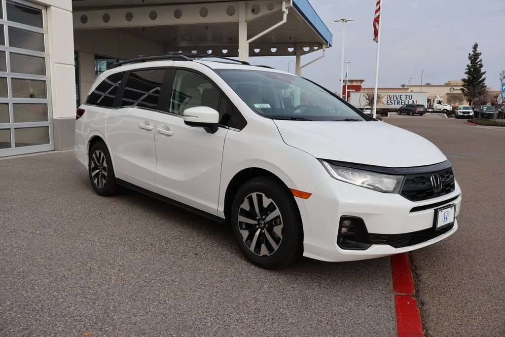 New 2026 Honda Odyssey EX-L image 3