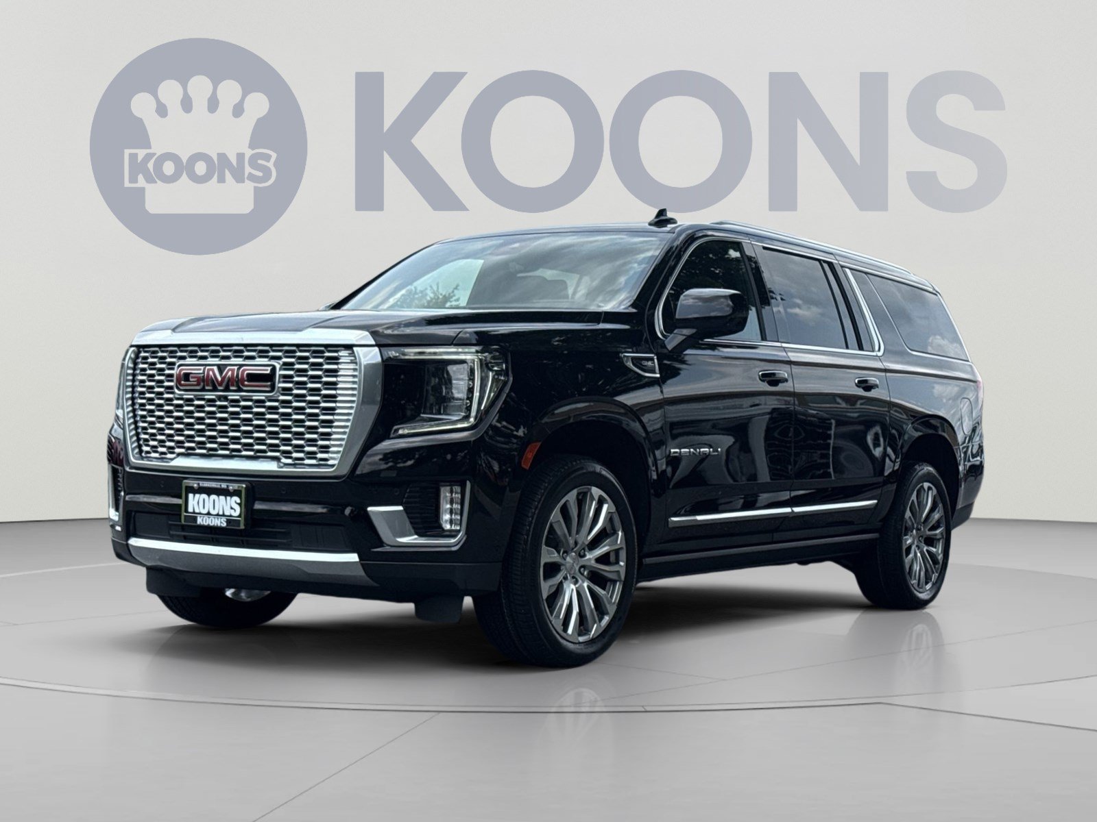 Used 2024 GMC Yukon XL Denali w/ Denali Reserve Package AWD/4WD image 1