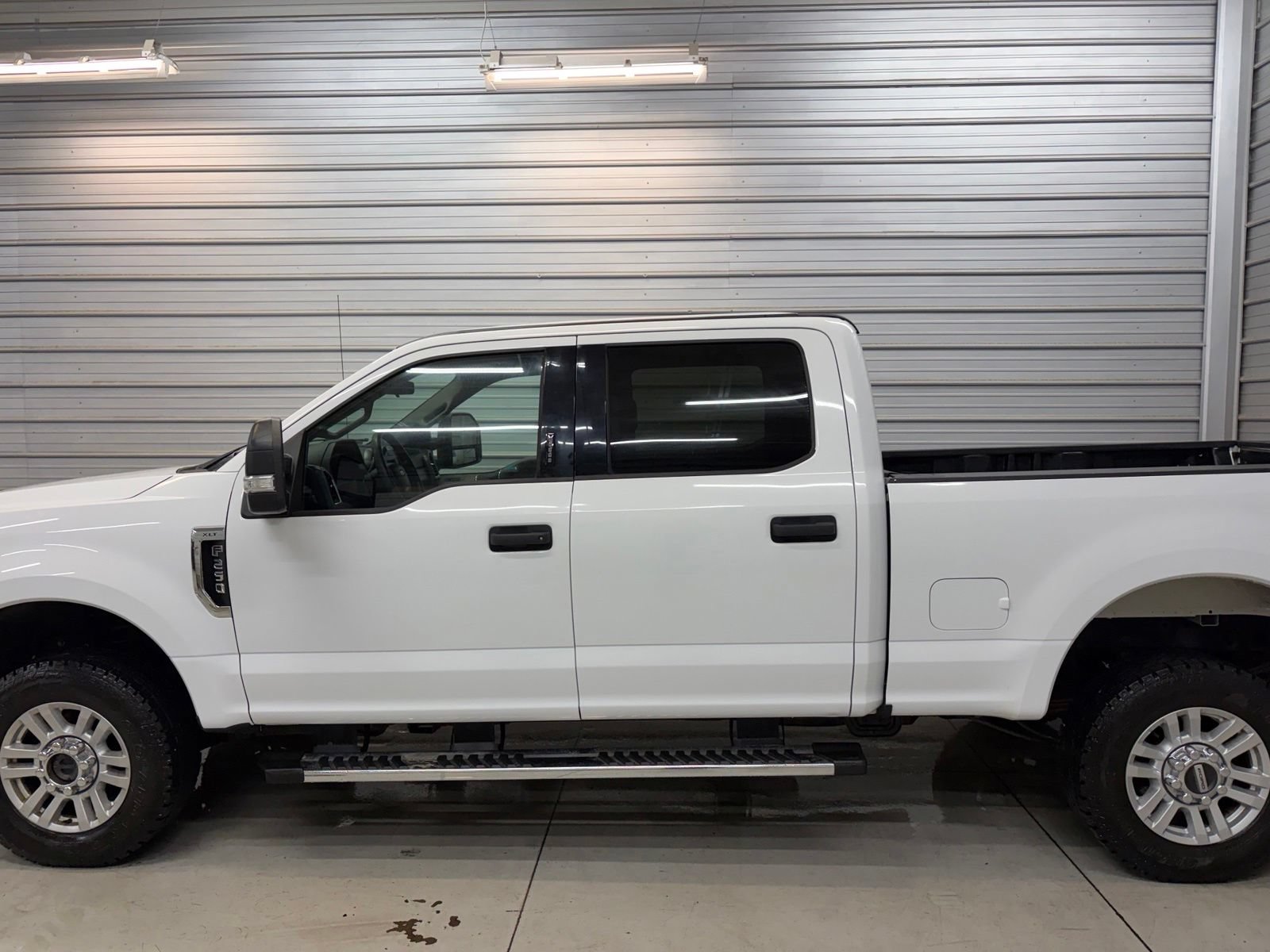Used 2018 Ford F250 XLT AWD/4WD image 9