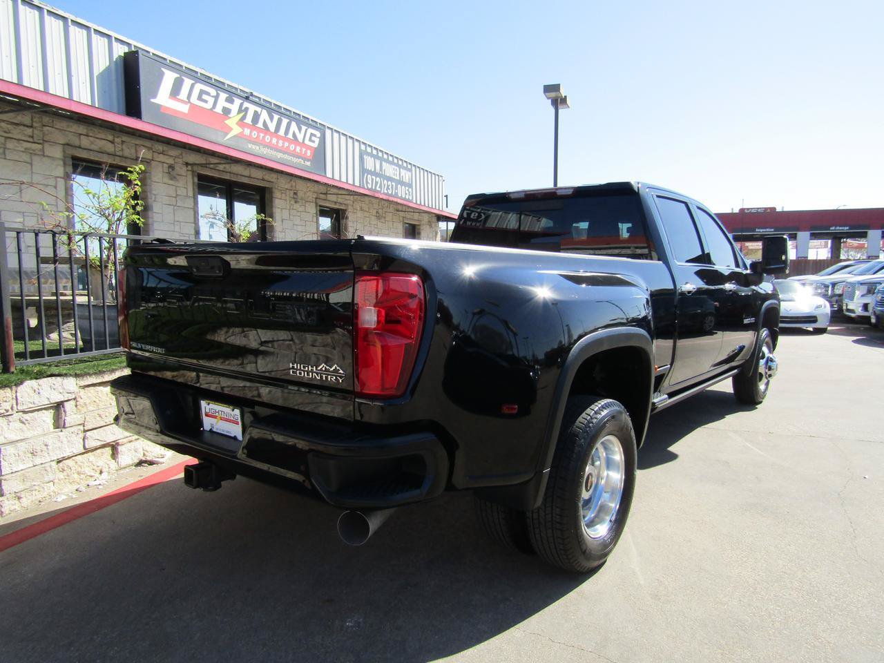 Used 2022 Chevrolet Silverado 3500 High Country AWD/4WD image 4