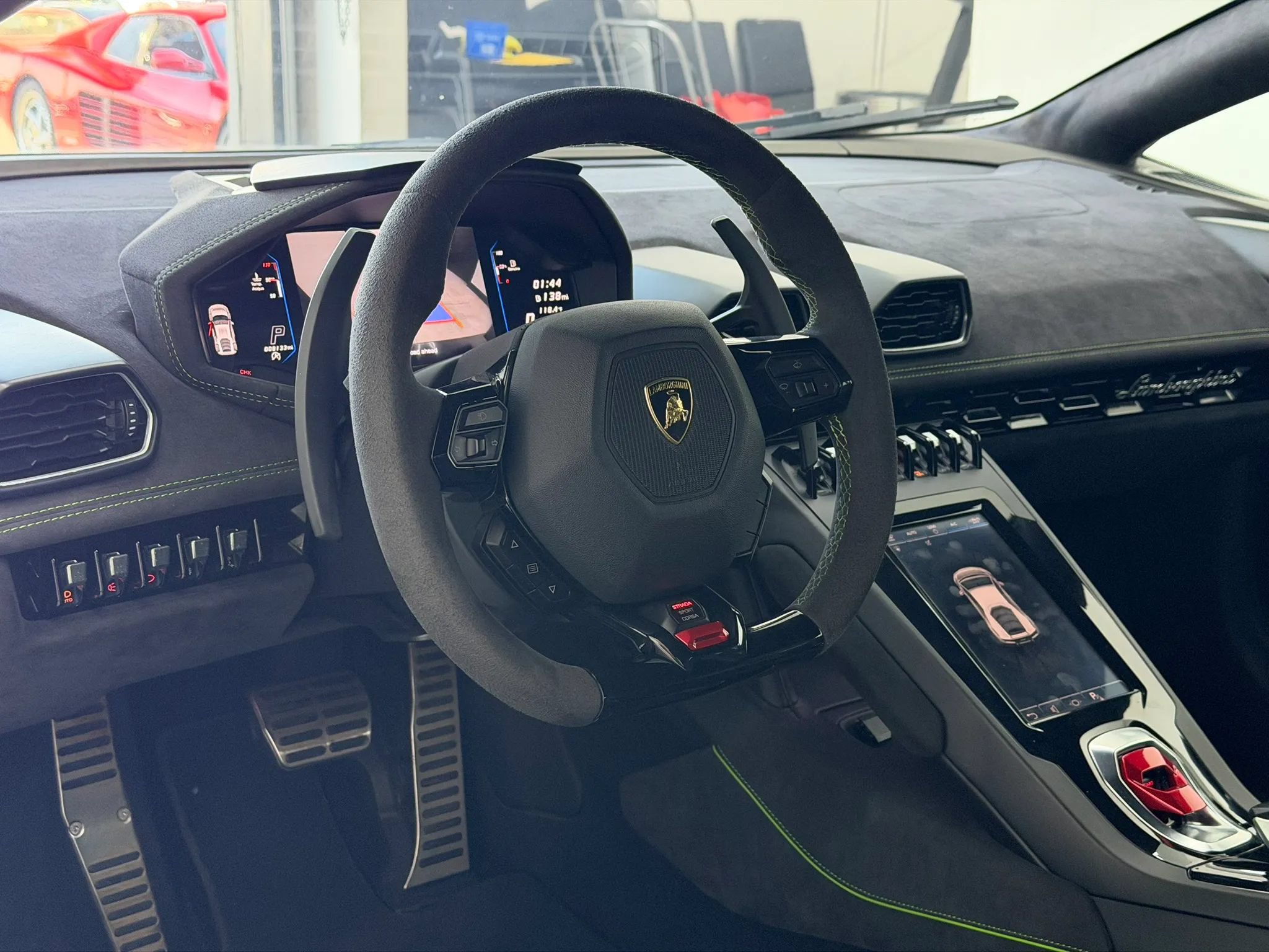 Used 2022 Lamborghini Huracan EVO RWD image 27