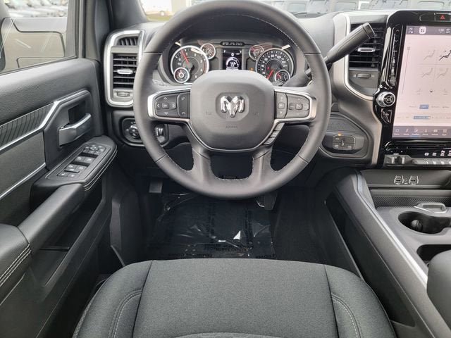 New 2026 RAM 2500 Big Horn AWD/4WD image 30