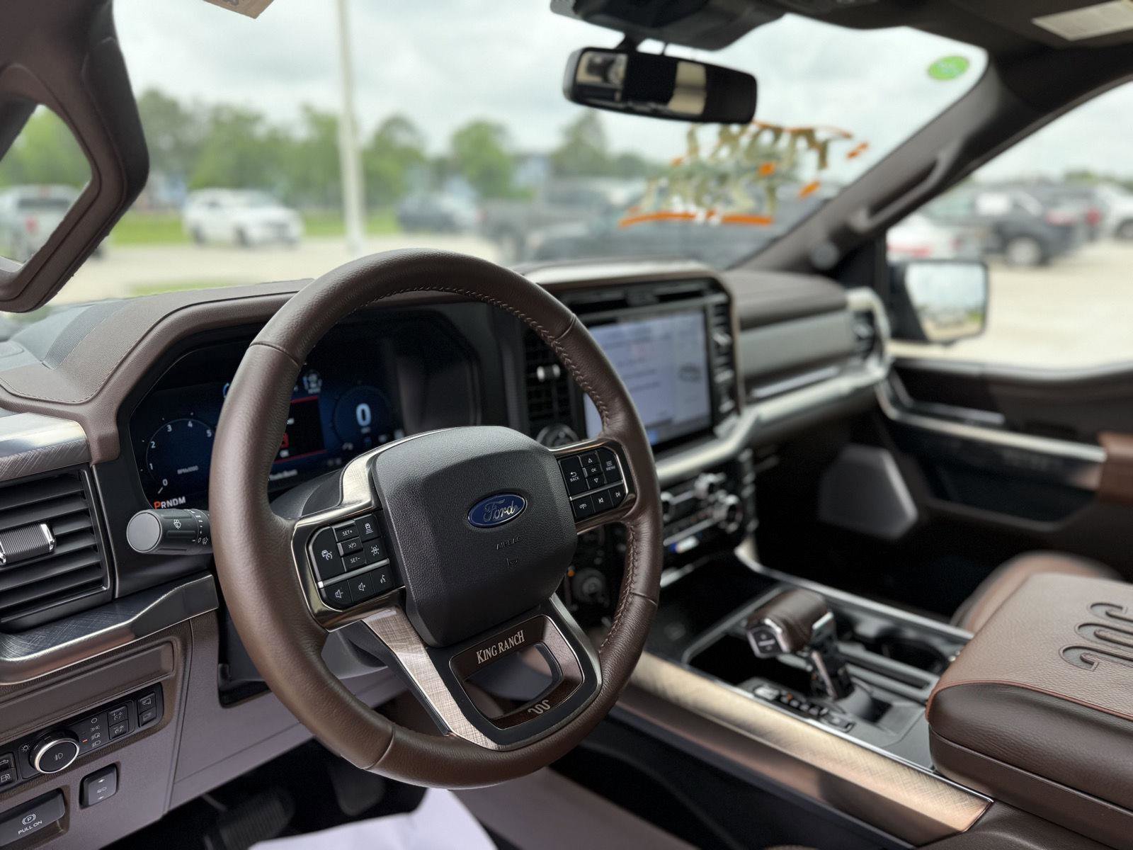 Used 2025 Ford F150 King Ranch w/ FX4 Off-Road Package AWD/4WD image 12