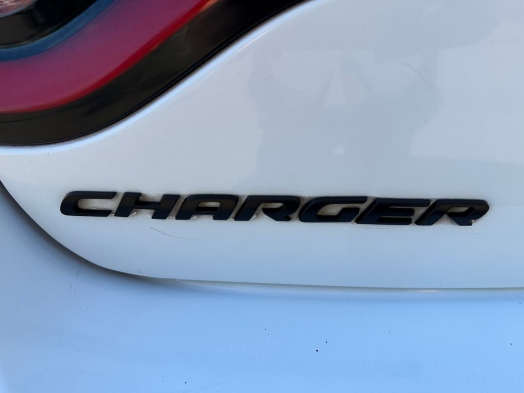Used 2018 Dodge Charger R/T Scat Pack RWD image 35