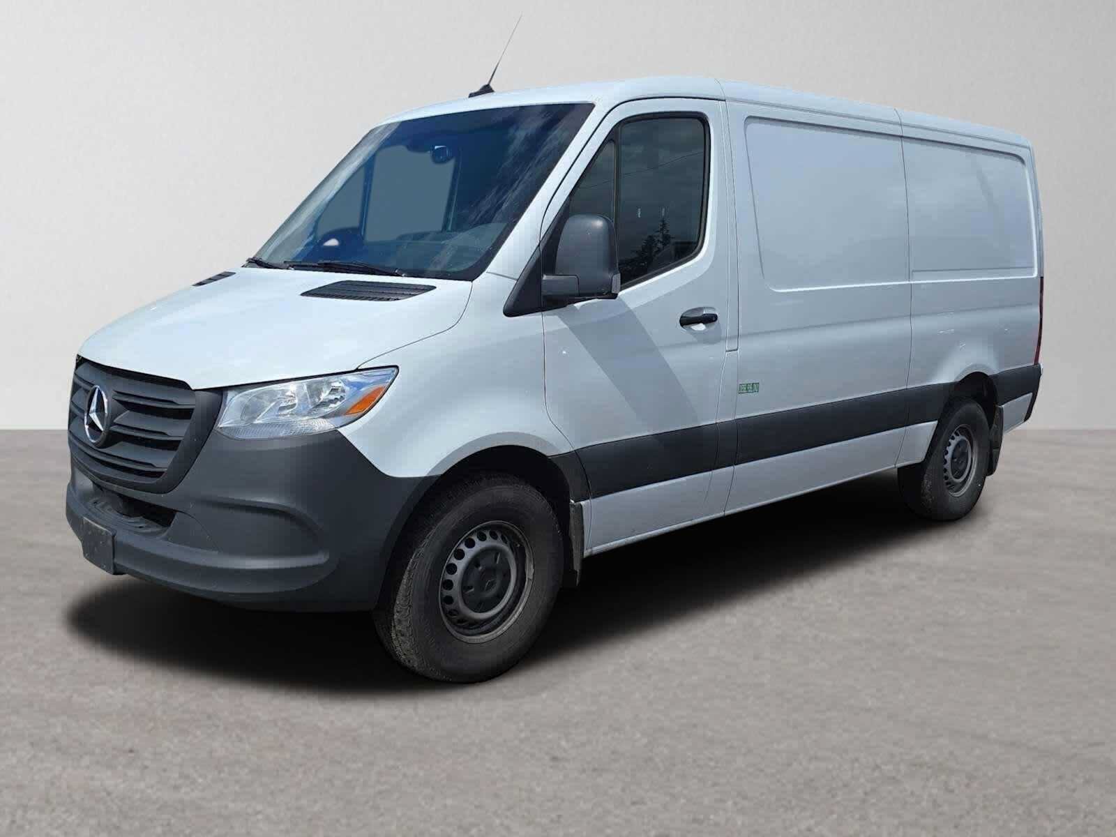 Used 2025 Mercedes-Benz Sprinter 2500 image 7