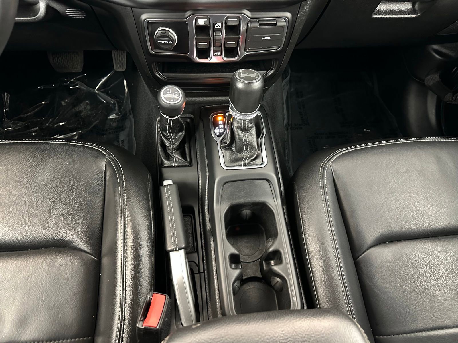 Used 2022 Jeep Wrangler Unlimited Sahara 4xe w/ Cold Weather Group image 16