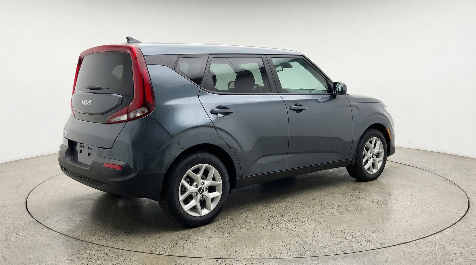 Used 2025 Kia Soul LX w/ LX Technology Package image 9