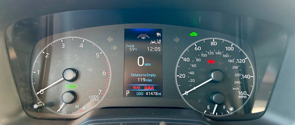 Certified 2025 Toyota Corolla LE FWD image 19