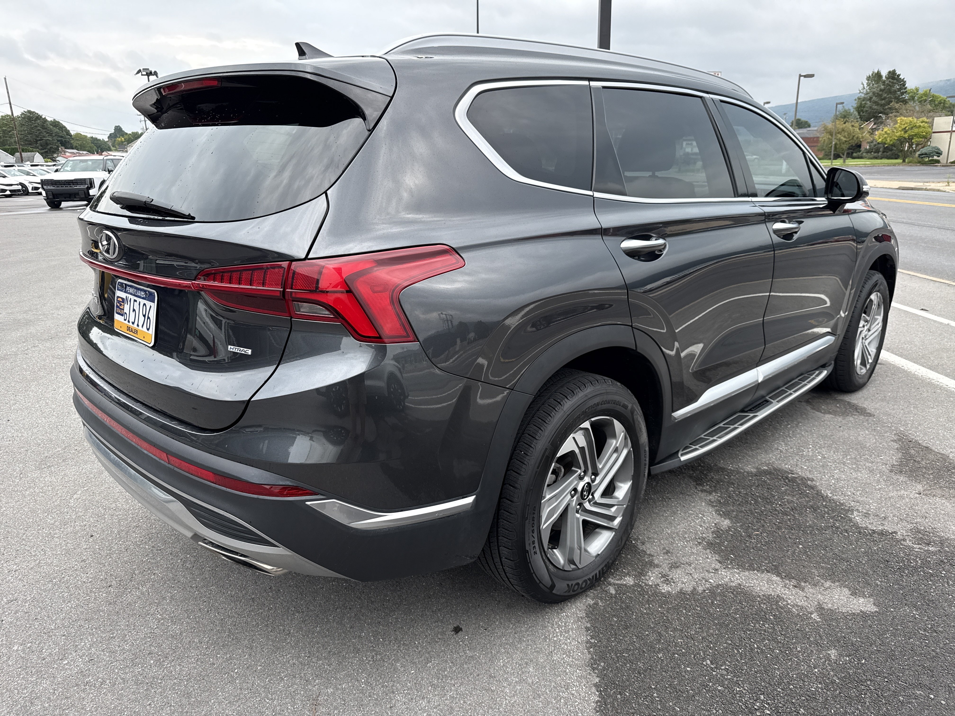 Used 2021 Hyundai Santa Fe SEL w/ Convenience + Premium Package AWD/4WD video 3
