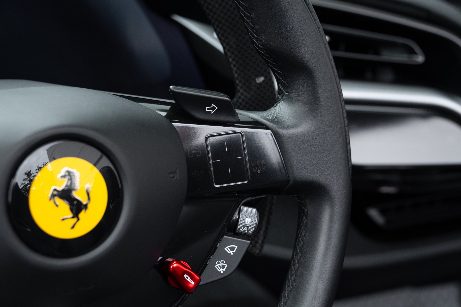 Used 2022 Ferrari SF90 Spider AWD/4WD image 56