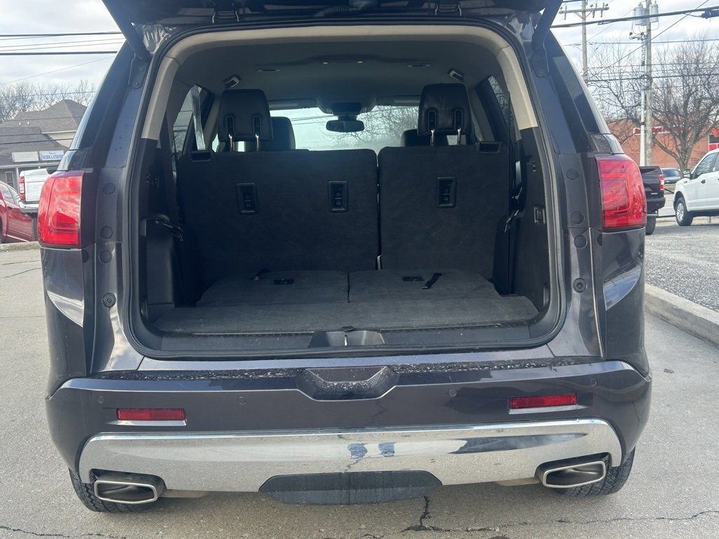 Used 2017 GMC Acadia Denali w/ Technology Package image 8