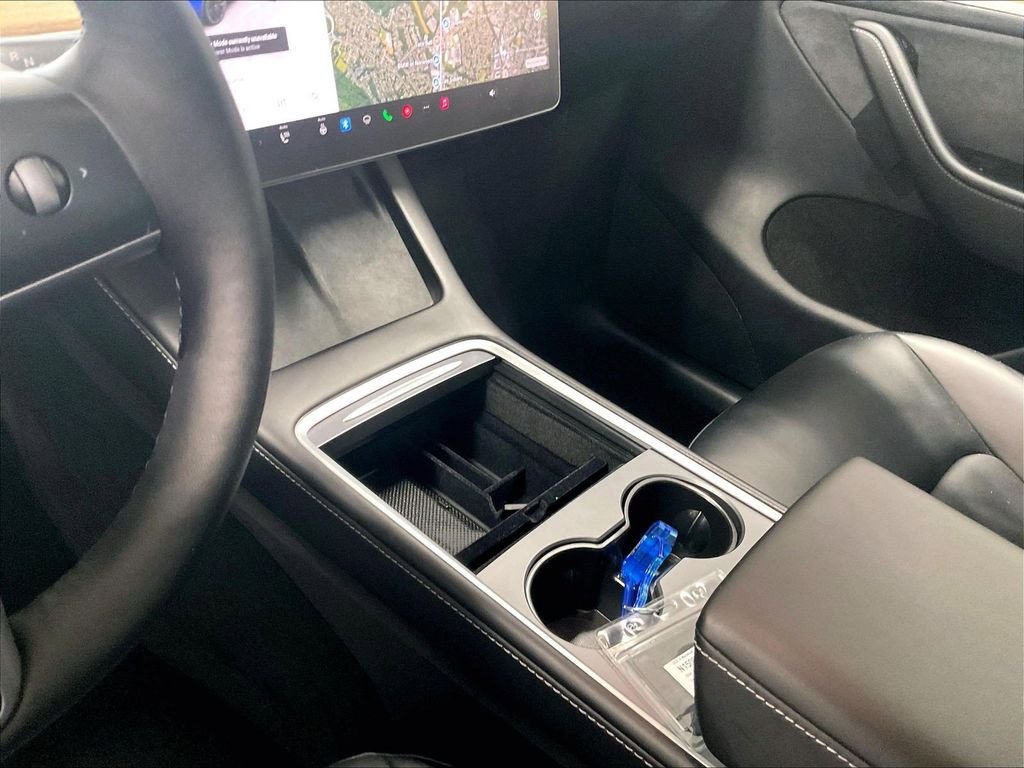 Used 2024 Tesla Model Y Long Range AWD/4WD image 20