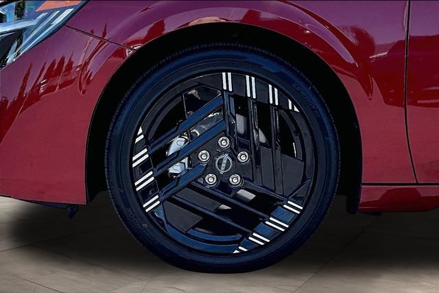 New 2026 Nissan Sentra SR w/ Floor Mat Package FWD image 13