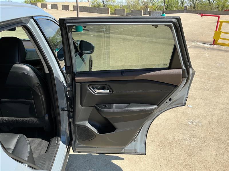 Used 2022 Nissan Rogue SL w/ SL Premium Package AWD/4WD image 38