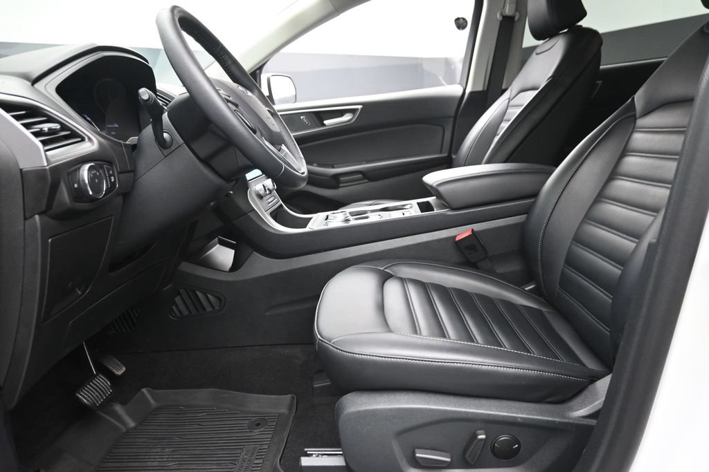 Used 2024 Ford Edge SEL w/ Convenience Package AWD/4WD image 17