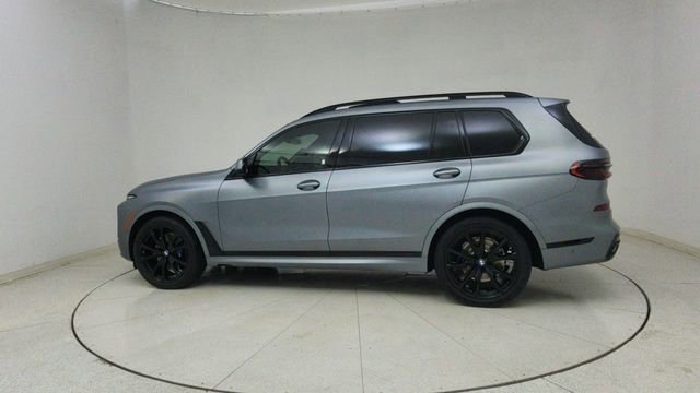 Used 2024 BMW X7 xDrive40i w/ M Sport Package image 72