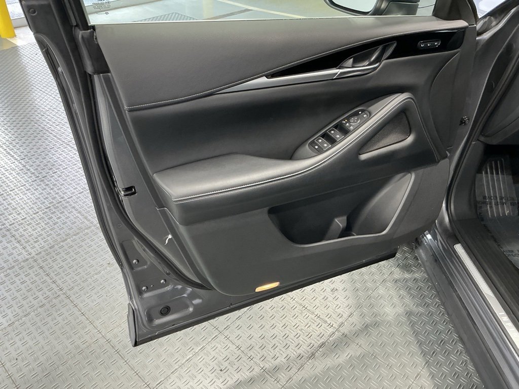 Used 2025 INFINITI QX60 Pure image 30