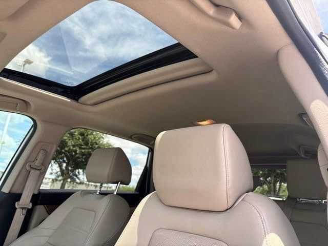 Used 2022 Honda CR-V Touring image 38