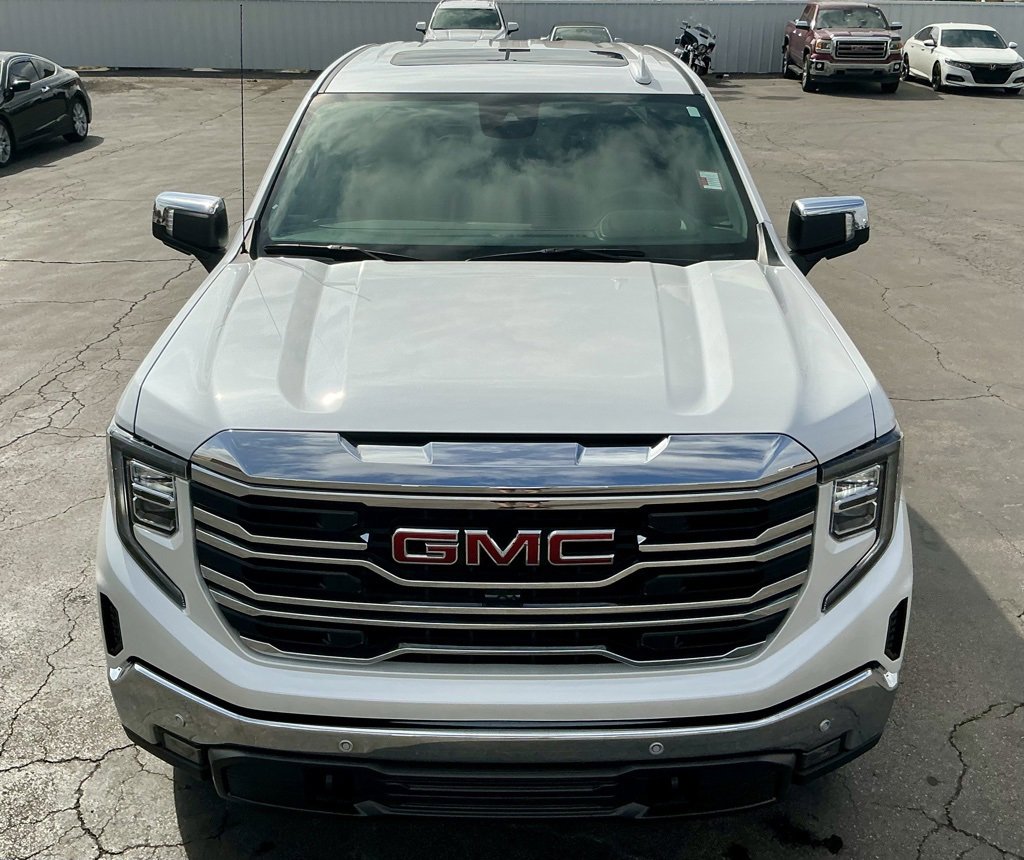 Used 2024 GMC Sierra 1500 SLT w/ SLT Premium Plus Package image 11