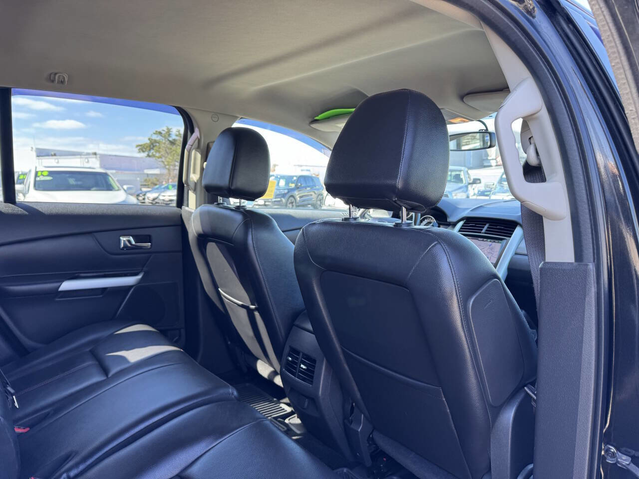 Used 2013 Ford Edge SEL image 33